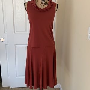 NWT Alfani two-piece skirt set. A line skirt flare, sleeveless with cowl neck